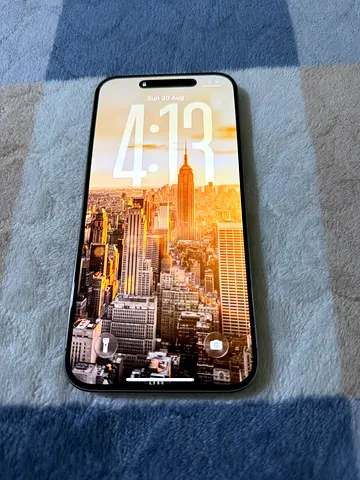 IPhone 15 Pro Max Natural Titanium
