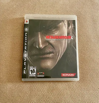 PS3 METAL GEAR SOLID 4 GUNS OF THE PATRIOTS