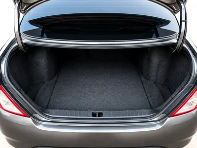2015 Nissan SUNNY 照片 5