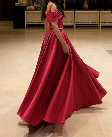 Evening/ wedding guest dress gown