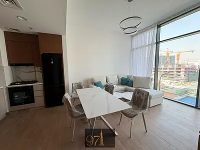 Furnished apartment for rent with a wonderful view, in a prime location in Dubai.