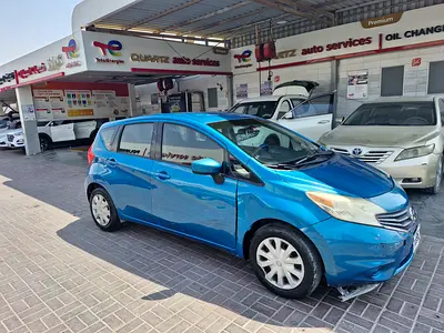 2015 Nissan VERSA 照片 9