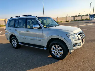 Mitsubishi Pajero 2017 GLS Medium Line GCC Specs