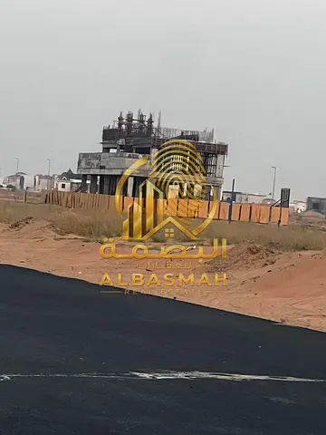 أرض سكنية 4,844 قدم مربع مقابل الحديقة العامة مباشرة | موقع مميز | السعر 650,000 درهم فقط