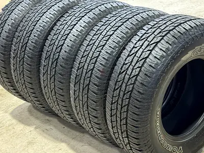 4x Yokohama 285/70R17 2024