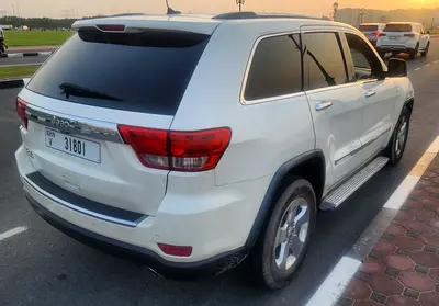 صورة 2 لـ 2012 JEEP GRAND CHEROKEE