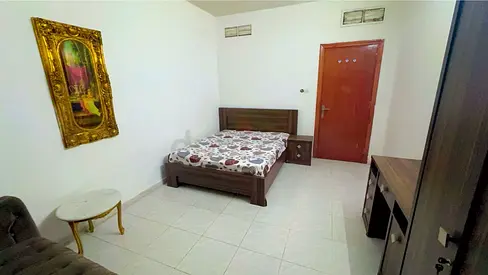 ROOM FOR COUPLE OR EXECUTIVE BACHELOR