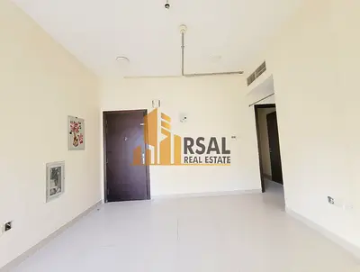 1BHK With 2Bathroom/Family Building/No Deposit/Near Delta School