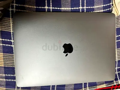 Mac Book Pro A2251