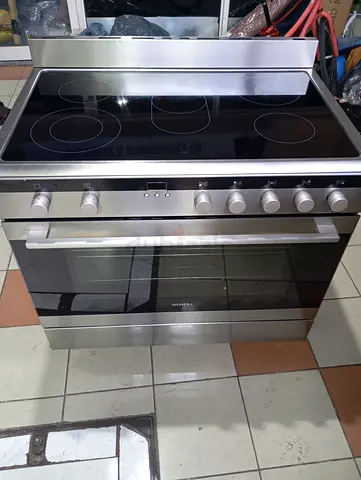 Siemens 90 cm Ceramic Stove