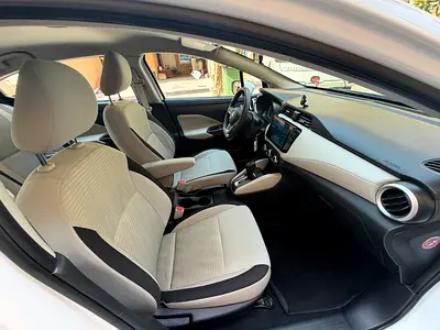 2022 Nissan SUNNY 照片 11