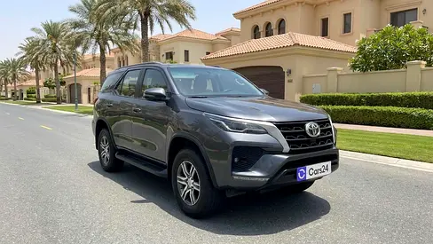 AED 1,262/month | 0 Downpayment | Free 3 Months Warranty | 30 Day Return | TOYOTA FORTUNER 2021