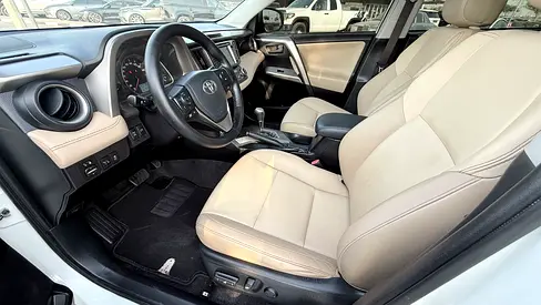 2015 Toyota RAV 4 照片 10