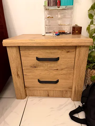 Solid Wood Effect Bedside Table / Nightstand with 2 Drawers