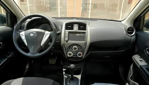 2023 Nissan SUNNY 照片 13