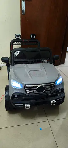 Electronic toy car ... charging car