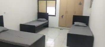 Bed space for bachelors in Abu shahara
