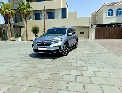 GCC Honda Pilot Touring 2019 - Top Option - Full Service History - Fully Original Paint- No Accident