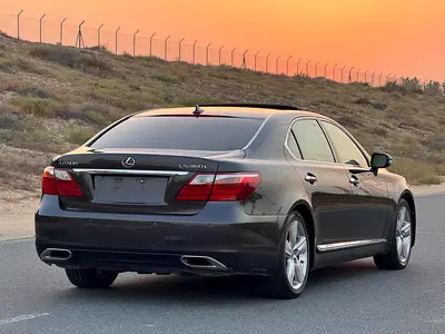صورة 4 لـ 2010 Lexus LS-SERIES