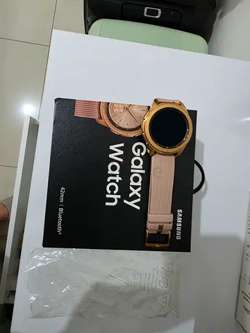 Samsung Galaxy Watch 42mm (Rose Gold) - Good Condition