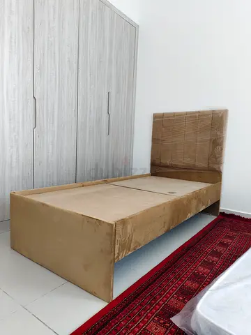 Selling Wooden Valvet Fabric Strong Single Bed