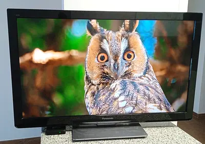 Panasonic 42-inch TV With Smart Tv Box- Good Working Condition