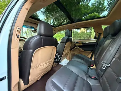 2014 Porsche CAYENNE — миниатюра 19