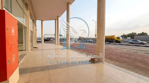 محلات الصناعيه 12 | موقع استراتيجي مميز | رئيسي | مساحه واسعه | تصميم عصري | مناسب لاي نشاط تجاري او تخزين | باركنات اماميه | قربها من خدمات | تسهيلات