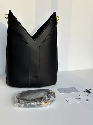 Ysl bucket bag black color FLASH SALE