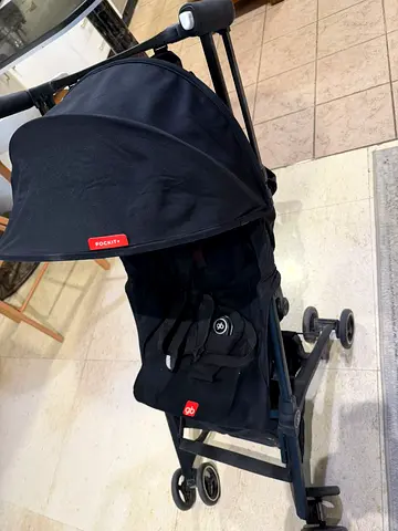 GB Pockit+ Compact Lightweight Stroller + Car Seat + connectors to stroller - Black