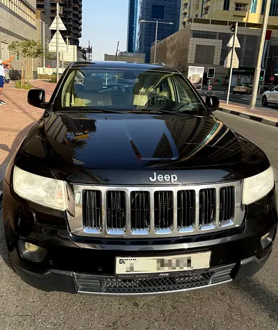 JEEP GRAND CHEROKEE 💎Limited💎 | GCC | Well taken care of🌷