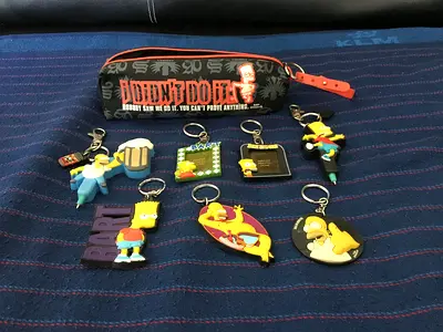 7 Vintage THE SIMPSONS Keychains