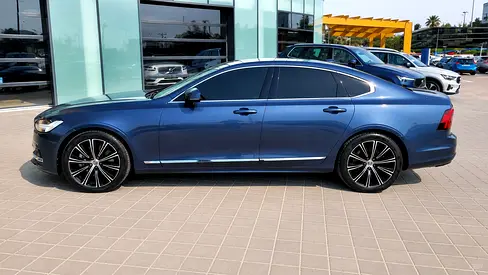 صورة 8 لـ 2023 Volvo S90