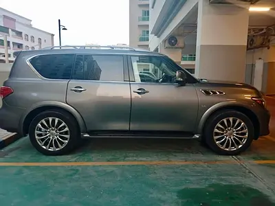 2017 Infiniti QX80 — фото 13