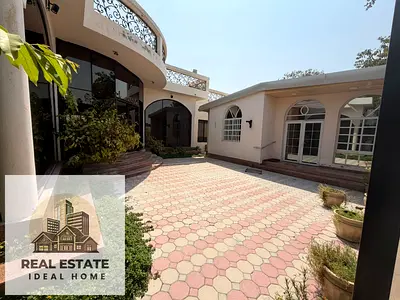 🏡 **Luxury 8\-Bedroom Villa \ WITH 3 majlis | Approx\. 15,000 SQFT JUST 250k ESAY PAYMNT FOR FAMIL