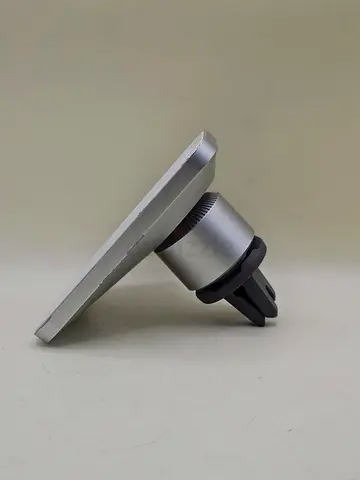 Belkin Car Vent Mount PRO with MagSafe.