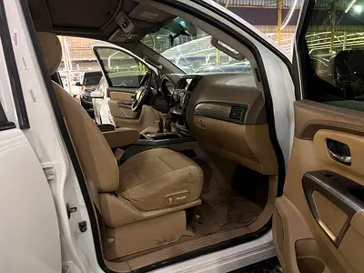 صورة 15 لـ 2015 Nissan ARMADA