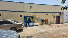 For direct buyers House for sale in Al Qadisiyah area. Land area 2500 sq ft. Consists of 2 electrici