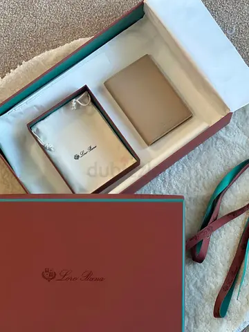 Loro Piana wallet