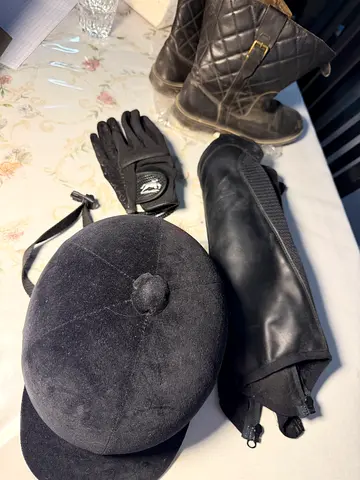 Horse riding equipment