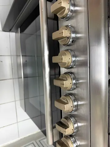 Gas cooker
