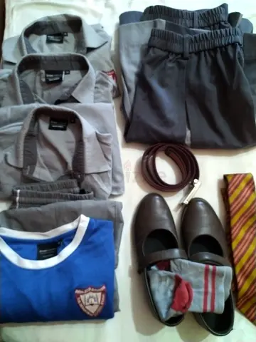 Indian High School Uniform full set, used for 125dhs only