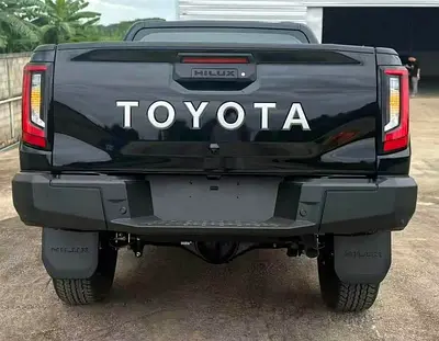 2026 Toyota HILUX 照片 3