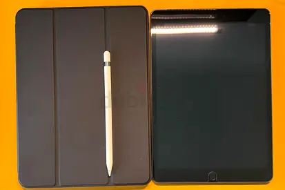 Apple iPad 128GB - 7th Generation