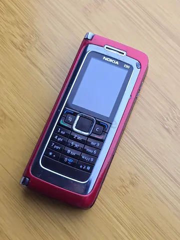 Nokia E90 Communicator (Read Description)