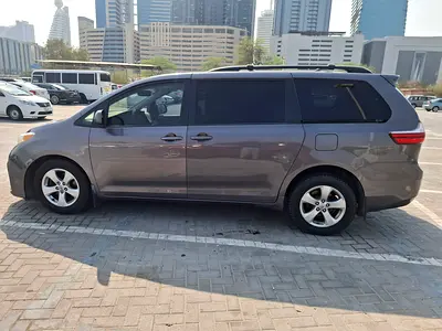 صورة 2 لـ 2015 Toyota SIENNA
