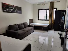 Executive working bachelor room available in near golden sons 3 abc 1 building