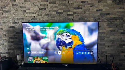 Samsung 55" TV QA55Q70R