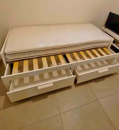 Ikea bremenes day bed with mattress 2