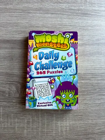 Moshi Monsters: Daily Challenge — 365 Puzzles (Kids Activity & Puzzle Book)
